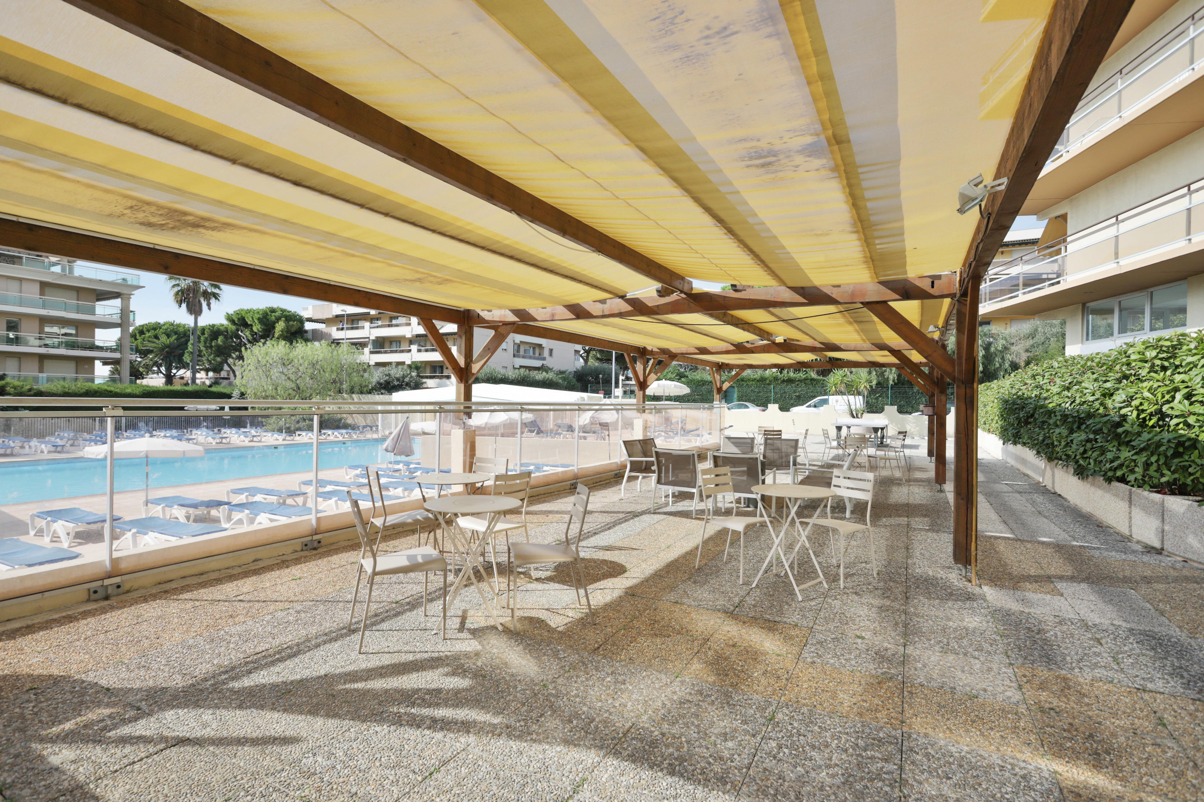 Résidence Pierre&Vacances Heliotel Marine Saint-Laurent-du-Var Exterior foto